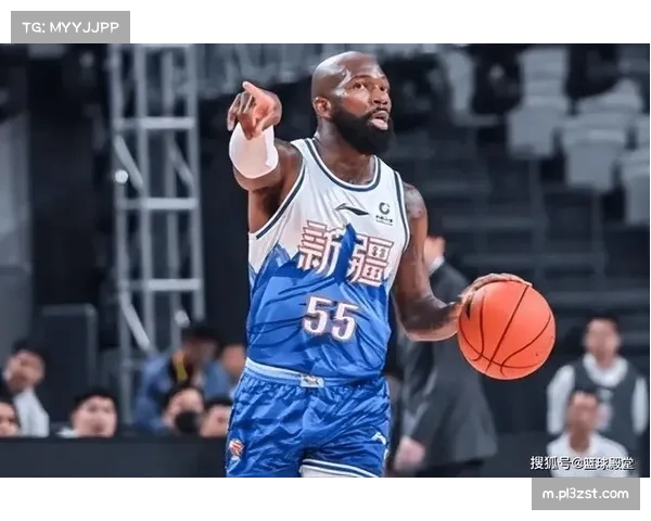 新疆篮下防守效率位列前茅 但进攻端投射短板制约上限 新疆篮下防守效率位列前茅 但进攻端投射短板制约上限